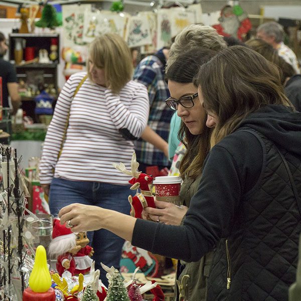 Holiday Shopping @ Retail Stores