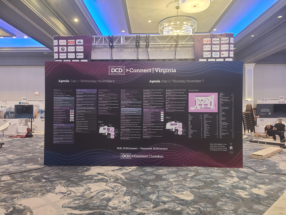 Event signs with modular displays and branded graphics in Hickory, NC