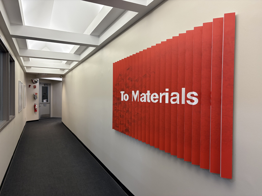 Custom lenticular wall displays enhancing museum exhibits in Charlotte, NC